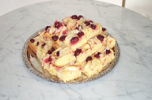 Apfel-Kirsch-Kuchen