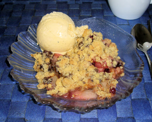 Birnen-Preiselbeer-Crumble