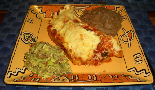 Enchiladas mit Käse und Huhn