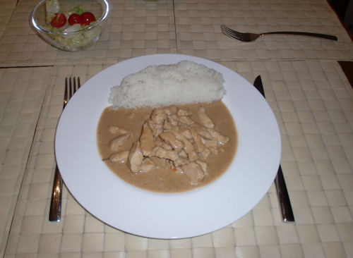 Erdnuss-Hähnchen-Pfanne