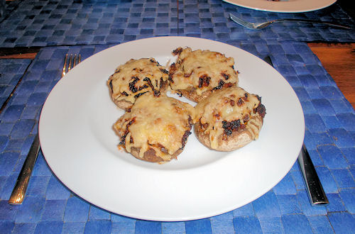 Gefüllte Champignons mit Hackfleisch