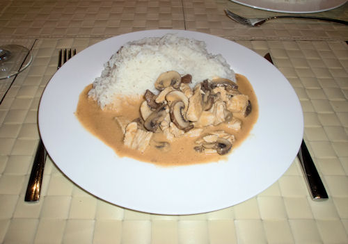 Hähnchen mit rotem Curry