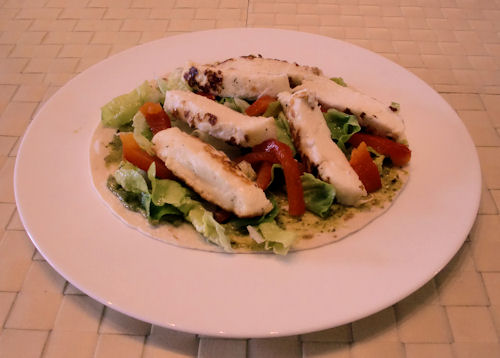 Wrap mit Halloumi und Paprika