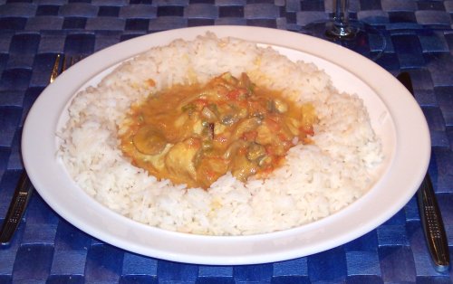 Hähnchen in würziger Kokossauce