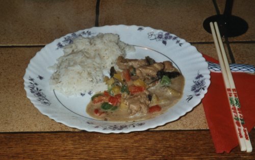 Schweinefleisch in Kokossauce