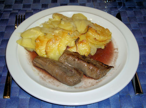 Lammlende mit Lyonnaise-Kartoffeln