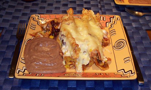 Maismehl-Enchiladas mit Geflügel