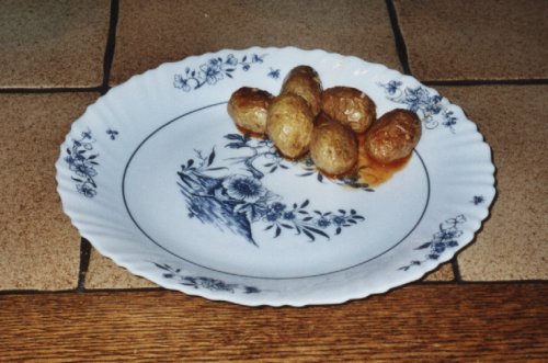 Gebackene Kartoffeln mit Mojo-Sauce