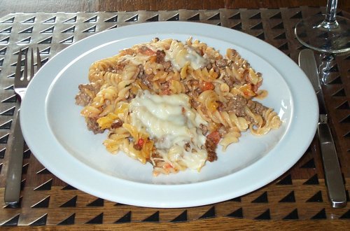 Nudelauflauf mit Mozzarella