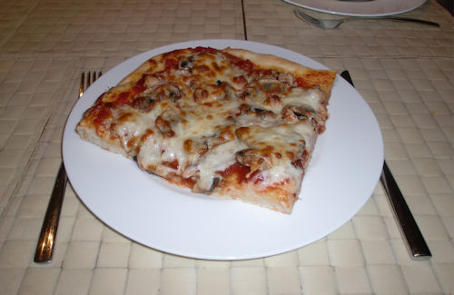 Pizza Salsiccia e funghi