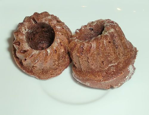 Rotwein-Schokolade-Gugl