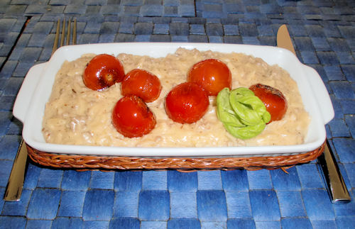 Kritharaki mit Tomaten und Hackfleisch
